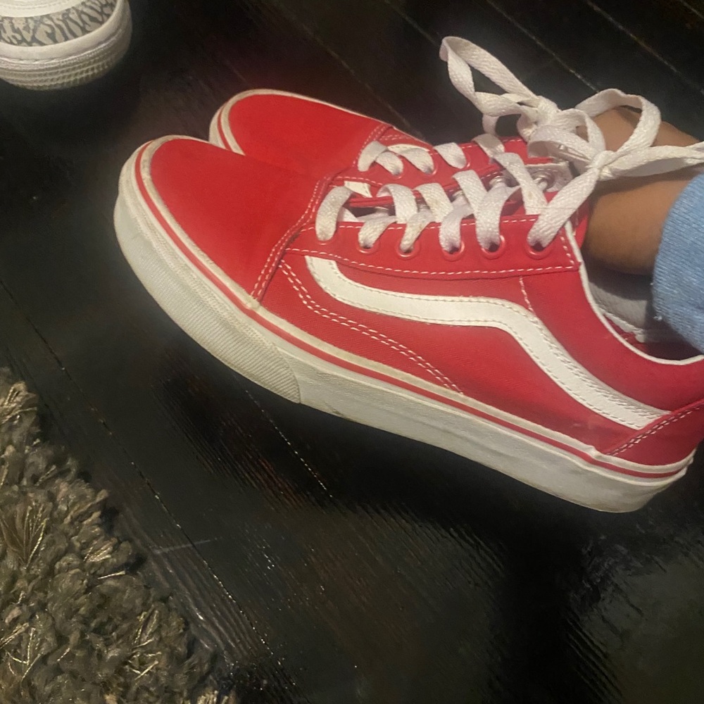 Woman’s sneakers